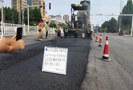 Chất kết dính Asphalt Modifier Anti Rutting Additive Polymer Modified Asphalt Binders